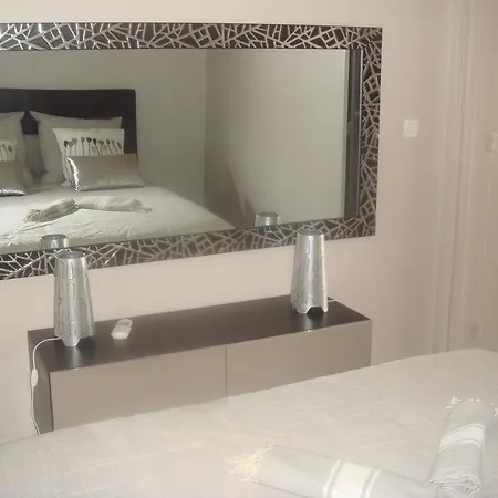 Le Nude - Port Ambonne Village Naturiste Appartement *